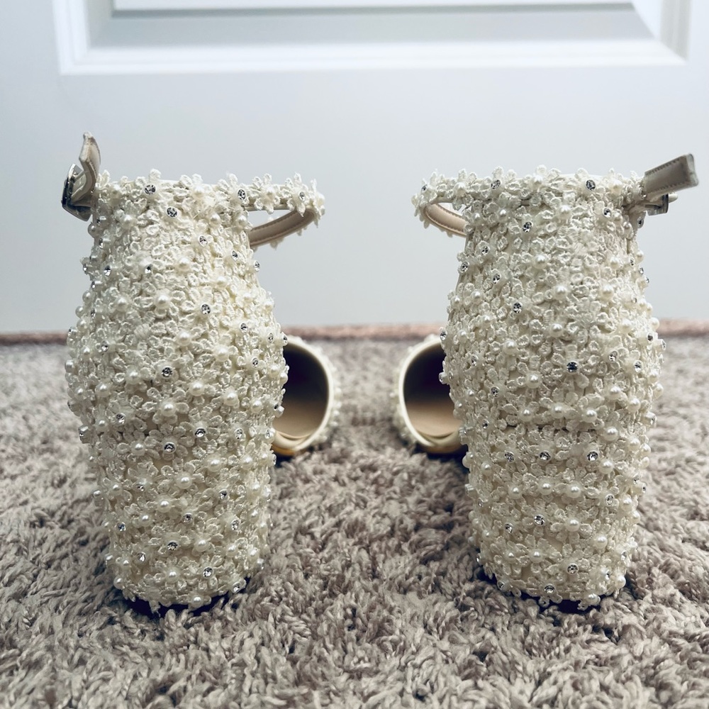 Pearl Wedding Heel - Picture 3 of 11